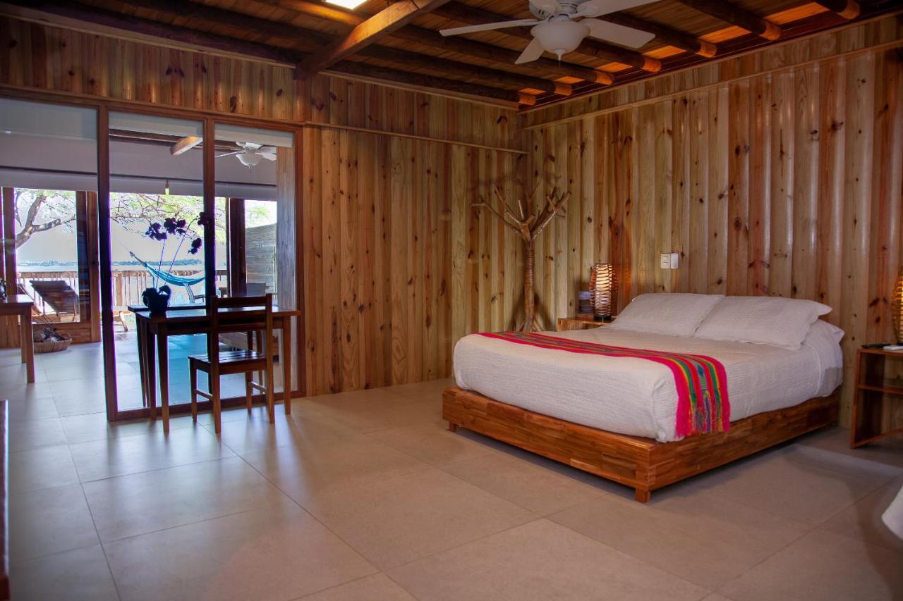 Hotel Punta Faro Isla Mucura Bagian luar foto